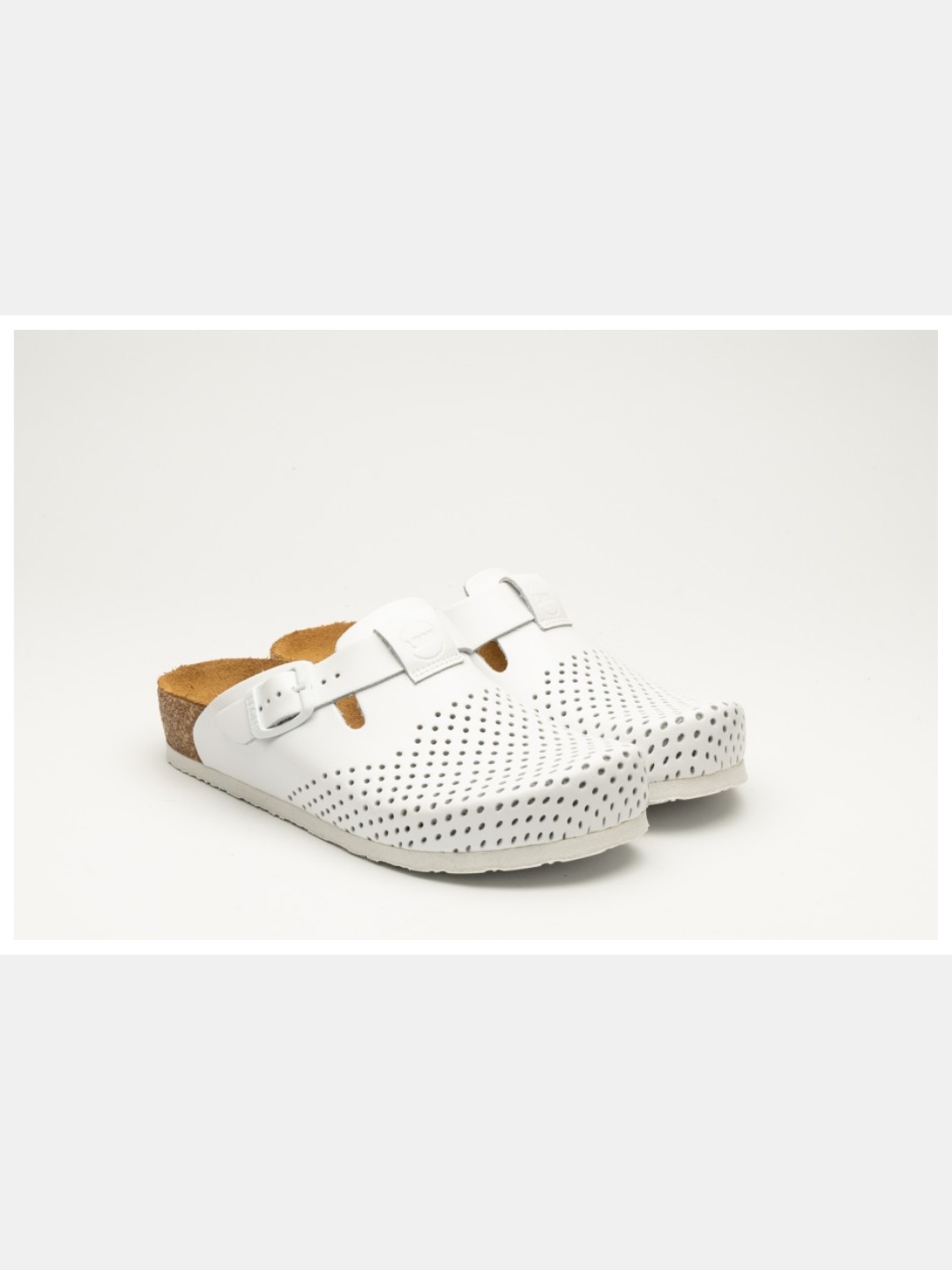 LEON EDITA - BELA 36