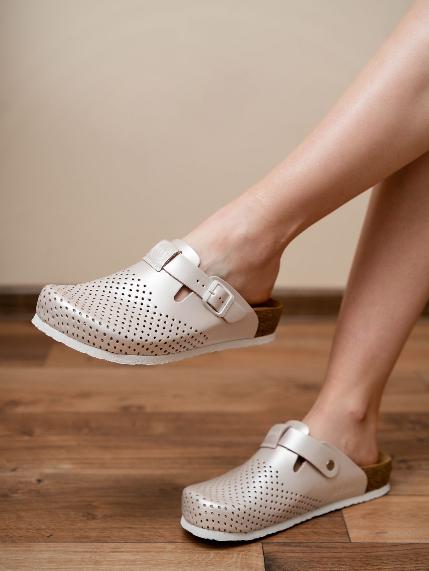 LEON EDITA - PERLA 37